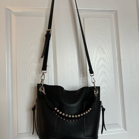 SOLD ON IG: Beaded handle medium-sized hobo bag - Picture 5 of 7